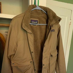 Men’s Patagonia light winter jacket small